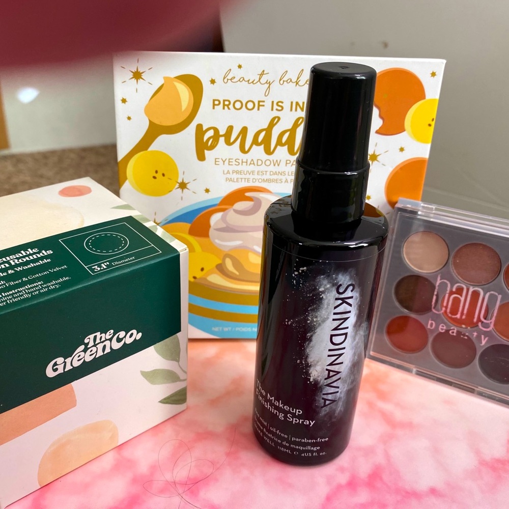 Makeup bundle